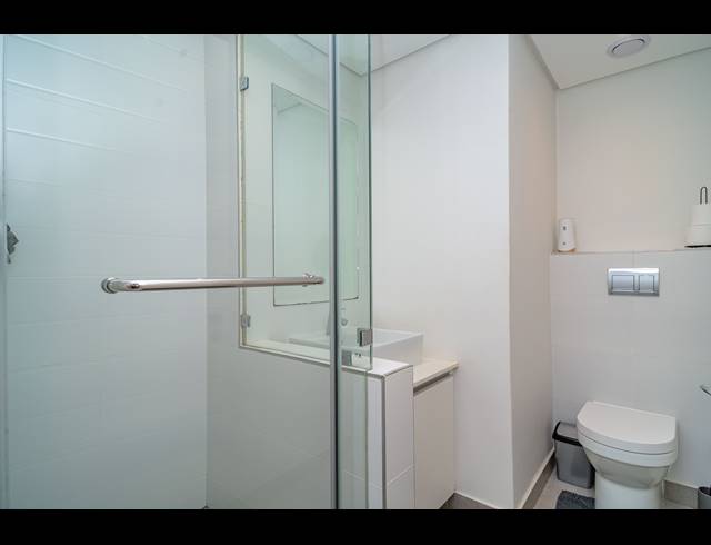 2 BEDROOM APARTMENT TO LET IN SIBAYA PRECINCT